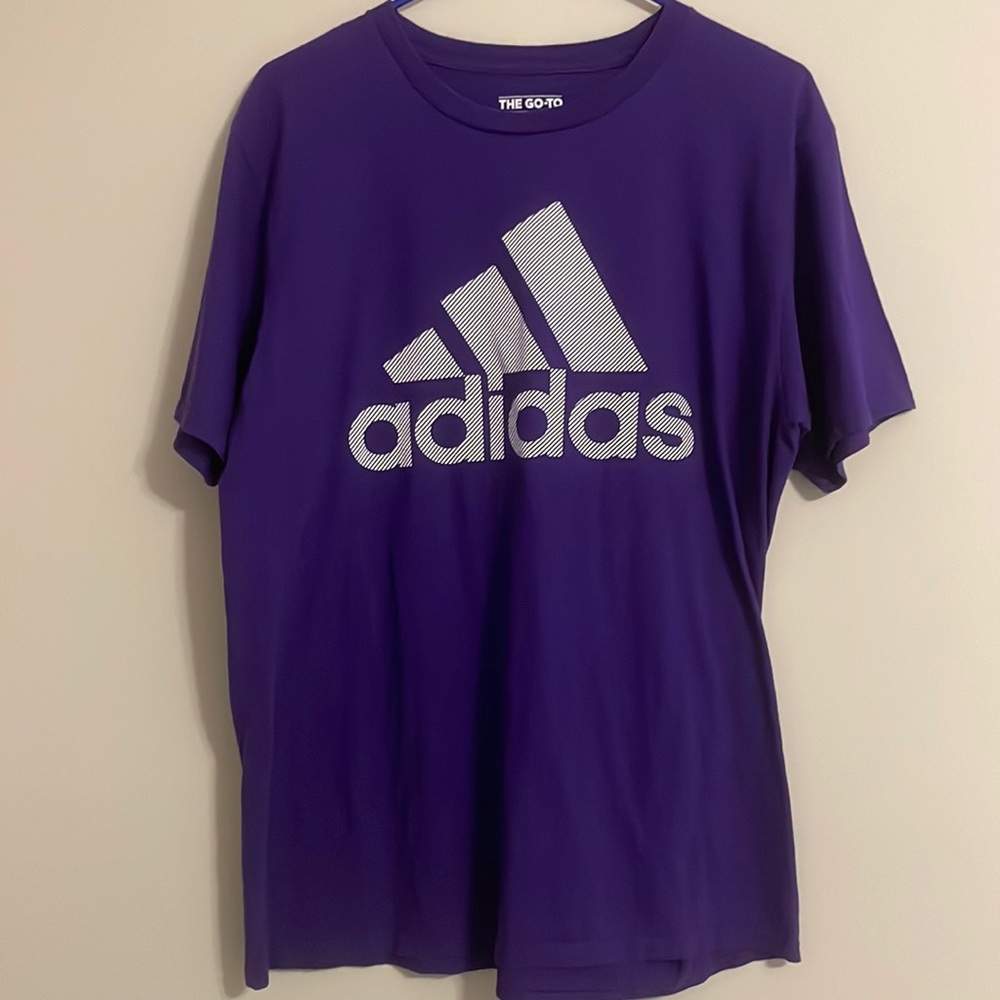 Men’s Adidas shirt Size L